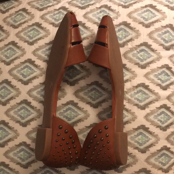 Jessica Simpson Pointed Toe Flats - Picture 5 of 5